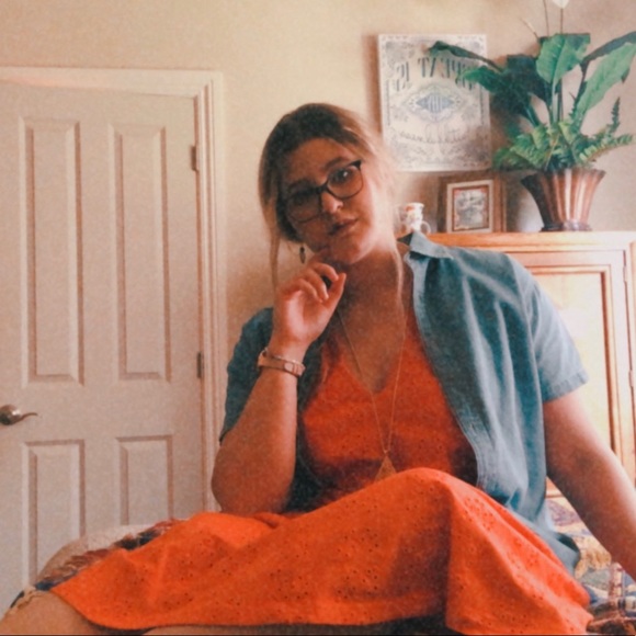 Meet your Posher, Keri - Picture 2 of 4